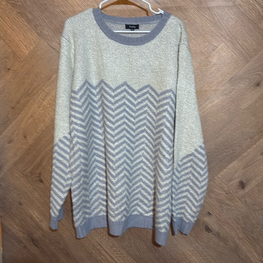 Fate sweater NWOT
